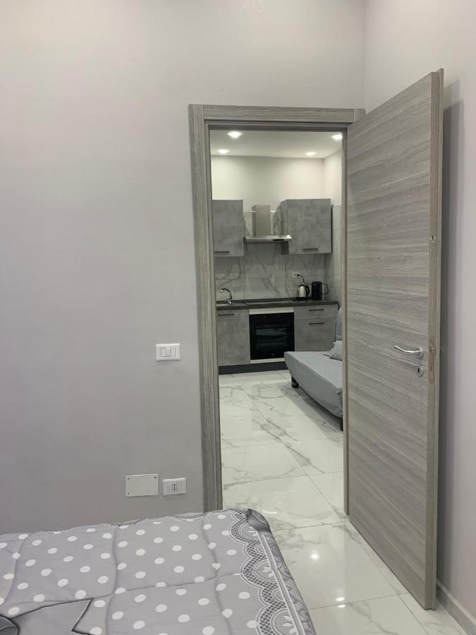 شقة Angela House نابولي المظهر الخارجي الصورة